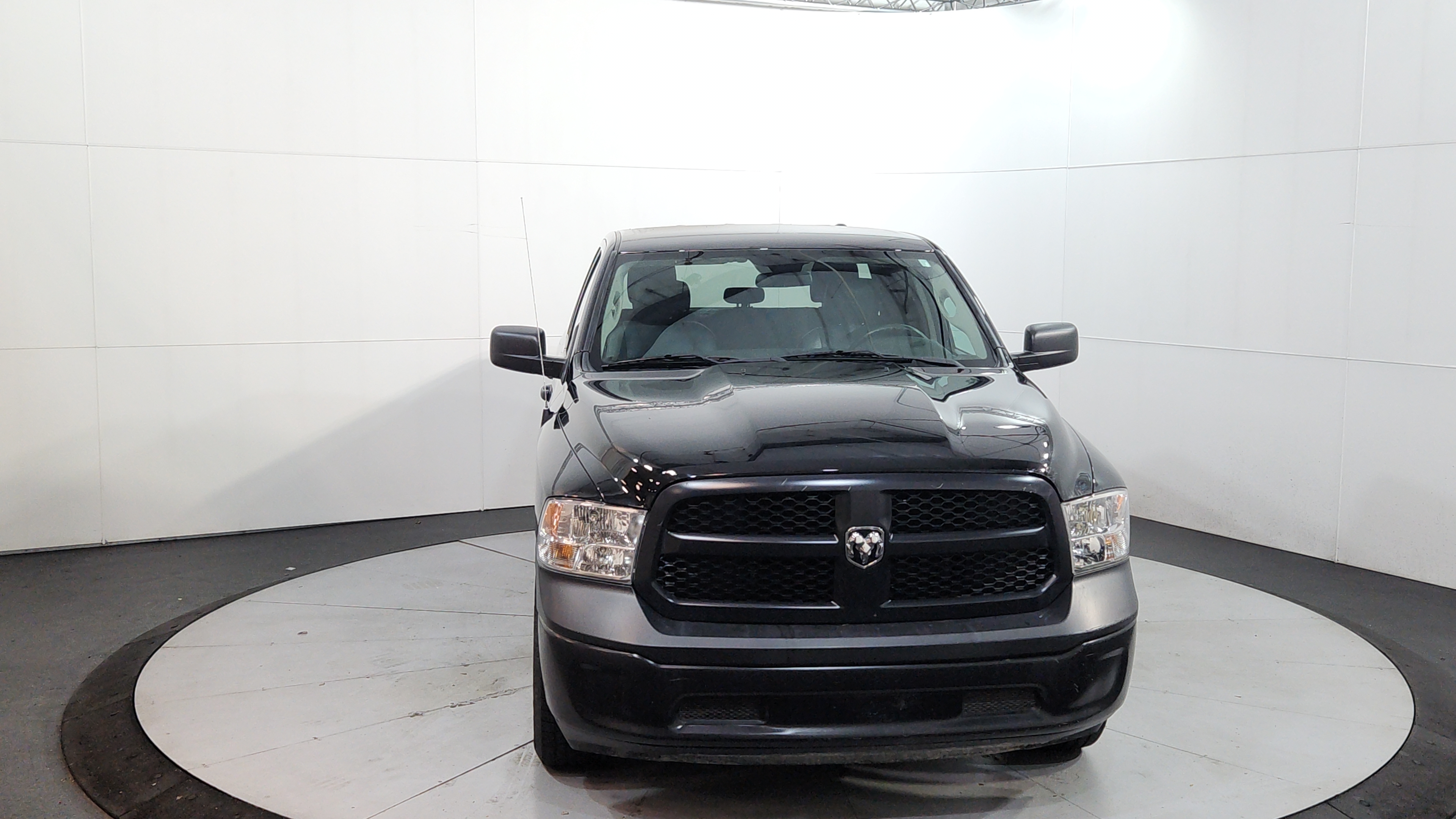 ram ram 1500 classic 2022 1C6RR7FG8NS139452 image ram ram 1500 classic 2022 1C6RR7FG8NS139452 image